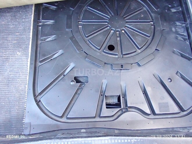 Mercedes E 200 1993, 305,000 km - 2.0 l - Bakı