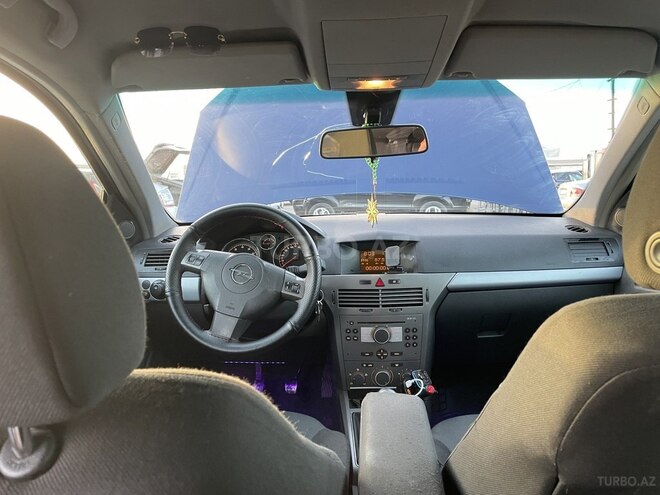 Opel Astra 2004, 245,000 km - 1.4 l - Bakı