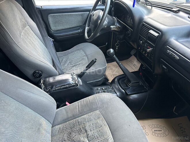 GAZ 3110 2003, 355,200 km - 2.4 l - Gəncə