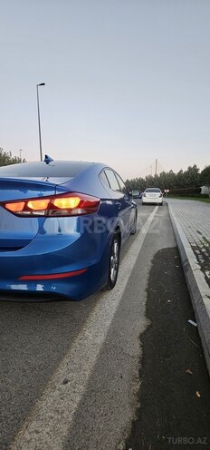 Hyundai Elantra 2016, 97,500 km - 2.0 l - Bakı