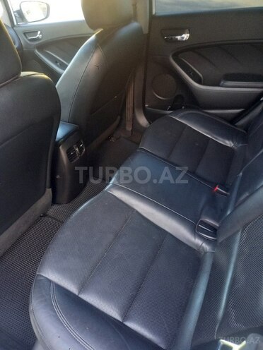 Kia Cerato 2013, 259,327 km - 1.6 l - Qəbələ