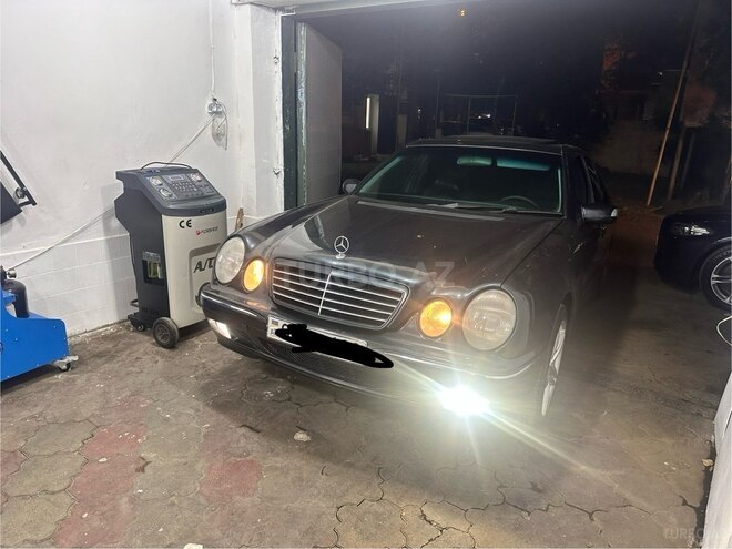 Mercedes E 220 d 2001, 390,000 km - 2.2 l - Bakı