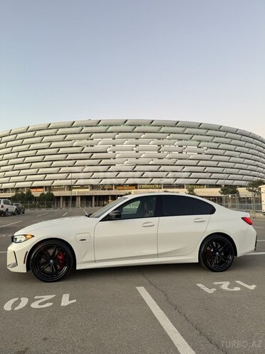 BMW 330e 2023, 36,000 km - 2.0 l - Bakı