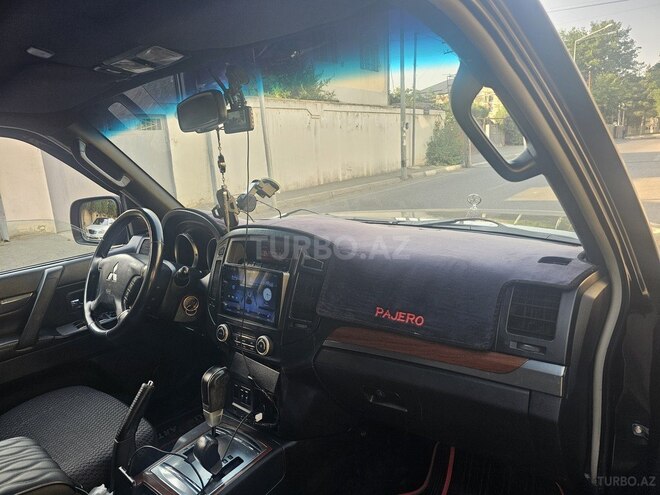 Mitsubishi Pajero 2007, 217,085 km - 3.0 l - Qazax