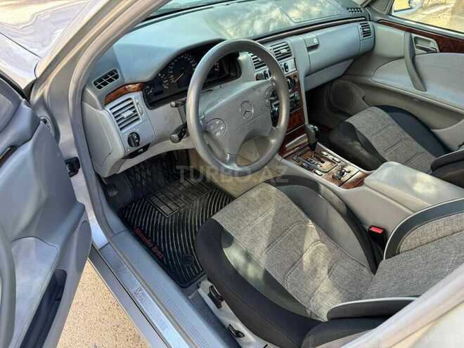 Mercedes E 240 2000, 275,056 km - 2.4 l - Bakı