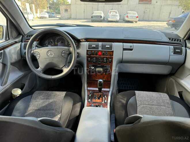 Mercedes E 240 2000, 275,056 km - 2.4 l - Bakı