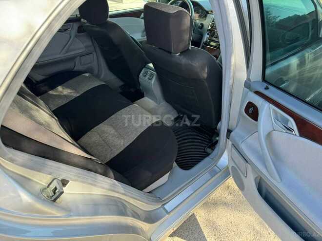 Mercedes E 240 2000, 275,056 km - 2.4 l - Bakı