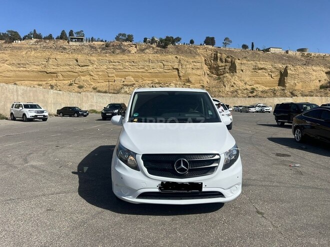 Mercedes Vito 2019, 270,000 km - 2.8 l - Bakı