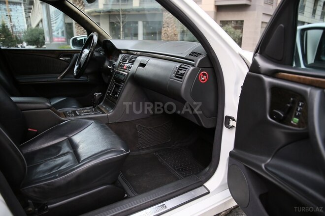 Mercedes E 320 2000, 280,515 km - 3.2 л - Bakı