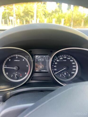 Hyundai Santa Fe 2015, 135,000 km - 2.0 l - Yevlax