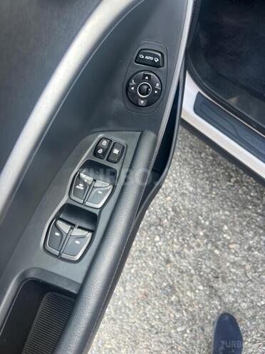 Hyundai Santa Fe 2015, 135,000 km - 2.0 l - Yevlax