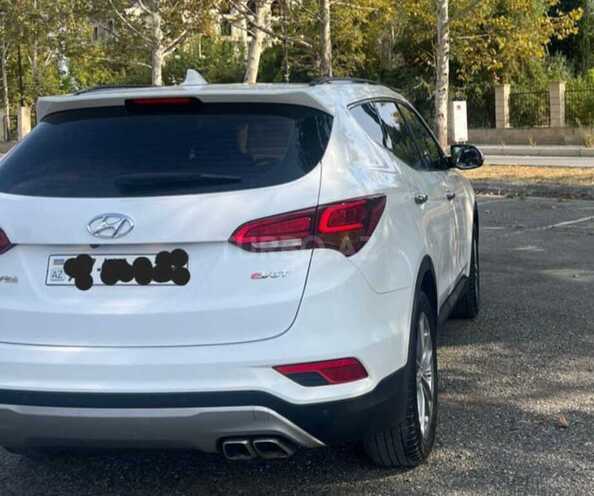 Hyundai Santa Fe 2015, 135,000 km - 2.0 l - Yevlax