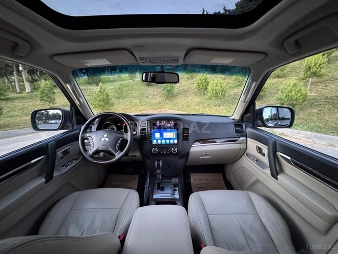Mitsubishi Pajero 2010, 157,000 km - 3.5 л - Bakı