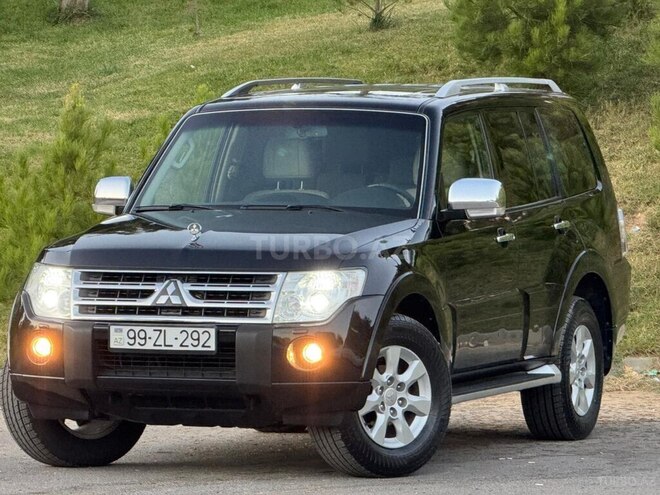 Mitsubishi Pajero 2010, 157,000 km - 3.5 л - Bakı