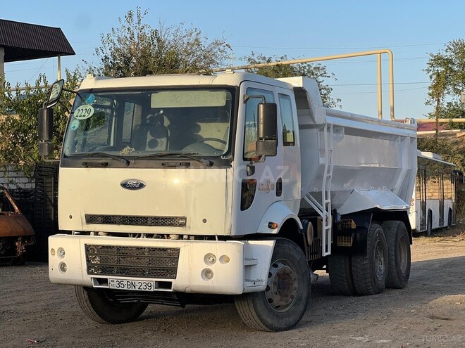 Ford Cargo 2007, 56,582 km - 7.5 л - Qazax