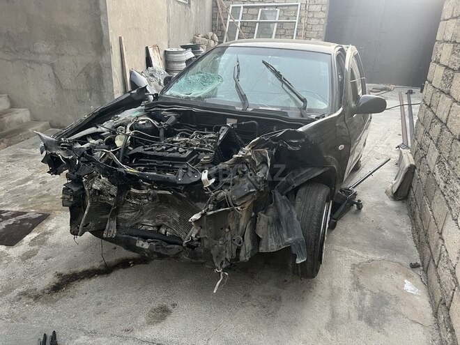Nissan Sunny 2010, 220,456 km - 1.6 л - Bakı