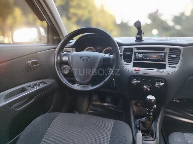 Kia Rio 2005, 468,000 km - 1.5 l - Masallı