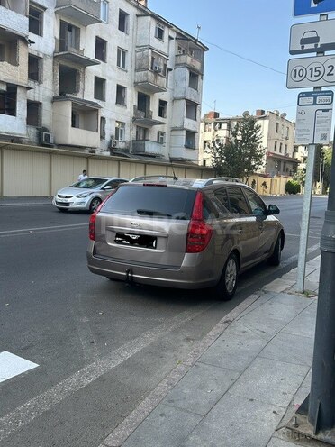 Kia Ceed 2007, 300,000 km - 1.5 л - Bakı