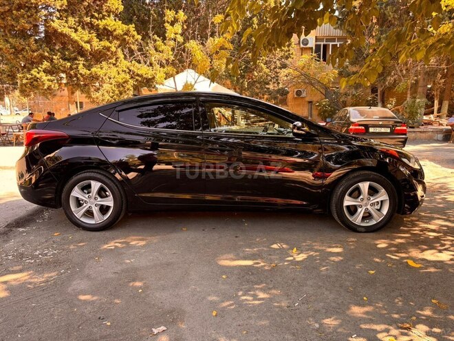 Hyundai Elantra 2015, 84,000 km - 1.8 l - Bakı