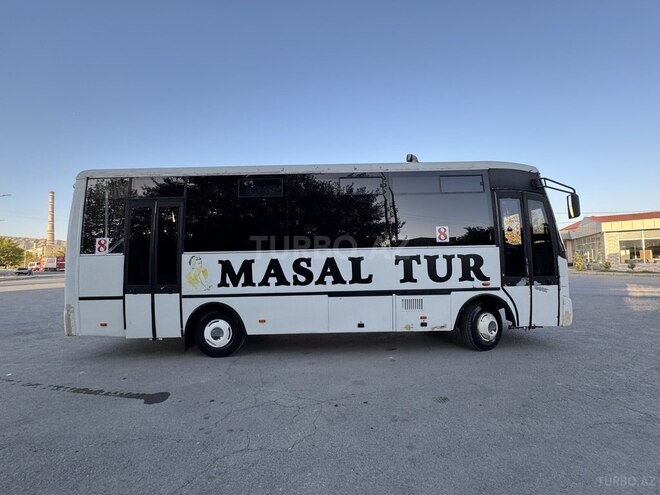 Isuzu Ecobus 2014, 250,000 km - 5.7 l - Mingəçevir