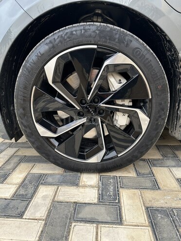 ZEEKR 001 2023, 14,000 km - 0.0 л - Bakı