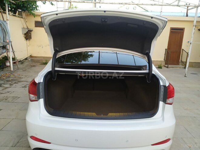 Hyundai i40 2013, 85,771 km - 1.7 л - Şirvan