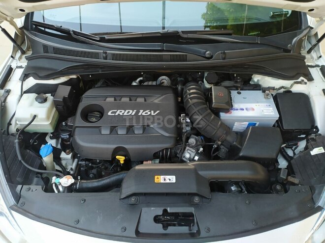 Hyundai i40 2013, 85,771 km - 1.7 л - Şirvan