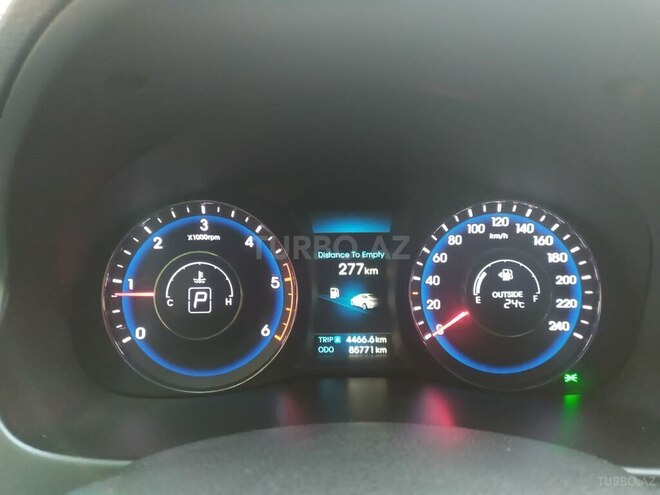 Hyundai i40 2013, 85,771 km - 1.7 л - Şirvan