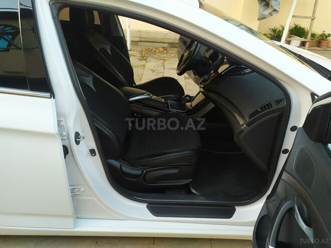 Hyundai i40 2013, 85,771 km - 1.7 л - Şirvan