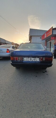 Mercedes 190 1988, 561,455 km - 2.0 л - Astara