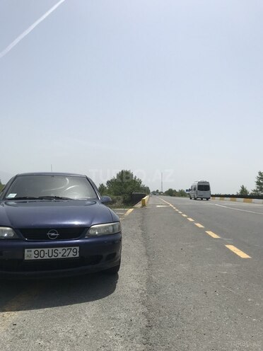 Opel Vectra 1997, 518,000 km - 1.8 l - Yevlax