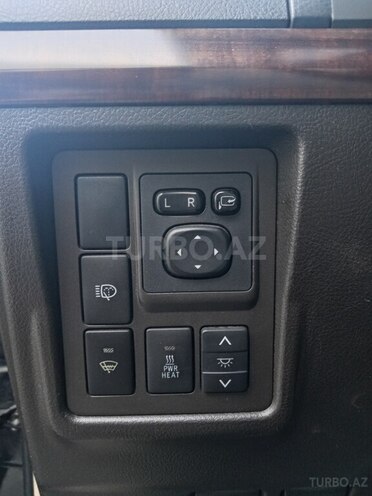 Toyota Land Cruiser Prado-14
