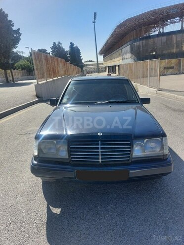 Mercedes E 230 1990, 28,800 km - 2.3 l - Bakı