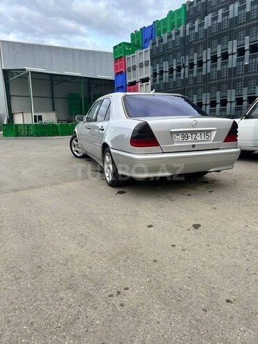 Mercedes C 230 1997, 365,000 km - 2.3 l - Qusar