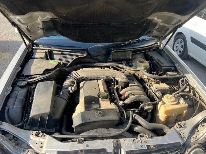 Mercedes E 280 1996, 409,000 km - 2.8 l - Bakı