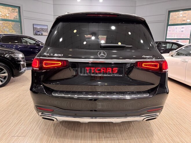 Mercedes GLS 580 4MATIC-3
