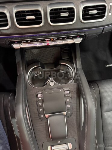 Mercedes GLS 580 4MATIC-18