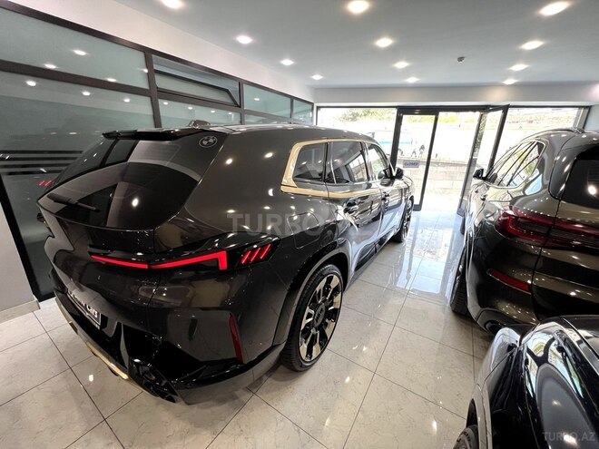 BMW XM-12