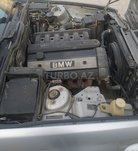 BMW 520 1991, 520,000 km - 2.0 l - Bakı