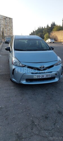 Toyota Prius V 2015, 256,900 km - 1.8 л - Bakı