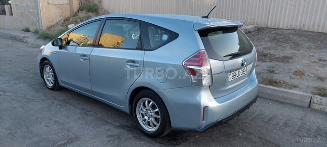 Toyota Prius V 2015, 256,900 km - 1.8 л - Bakı