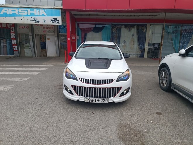 Opel Astra 2012, 250,000 km - 1.4 l - Bakı