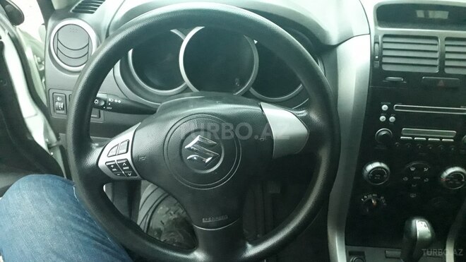 Suzuki Grand Vitara 2006, 29,000 km - 2.0 l - Qazax