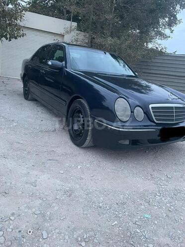 Mercedes E 220 d 2001, 490,000 km - 2.2 l - Bakı