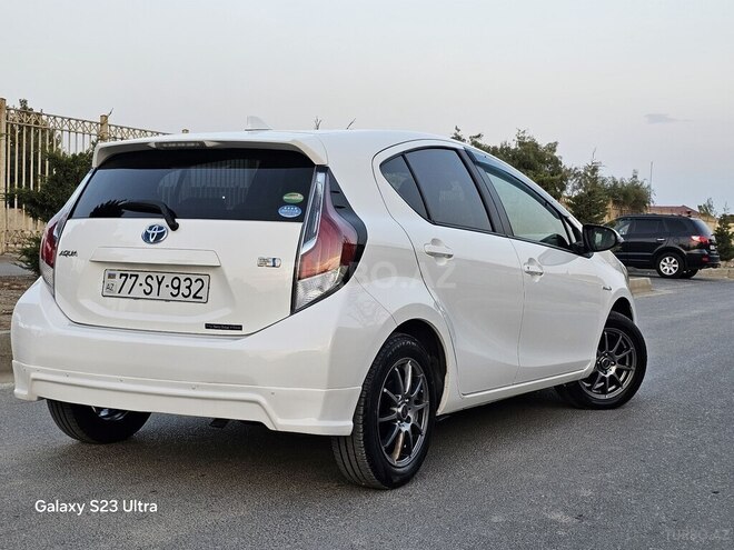 Toyota Aqua 2016, 75,400 km - 1.5 л - Bakı