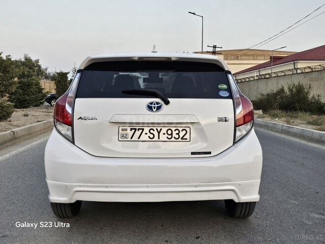 Toyota Aqua 2016, 75,400 km - 1.5 л - Bakı