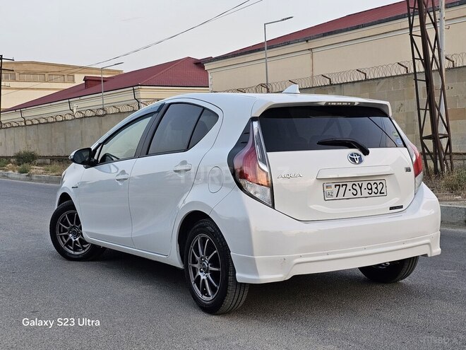 Toyota Aqua 2016, 75,400 km - 1.5 л - Bakı