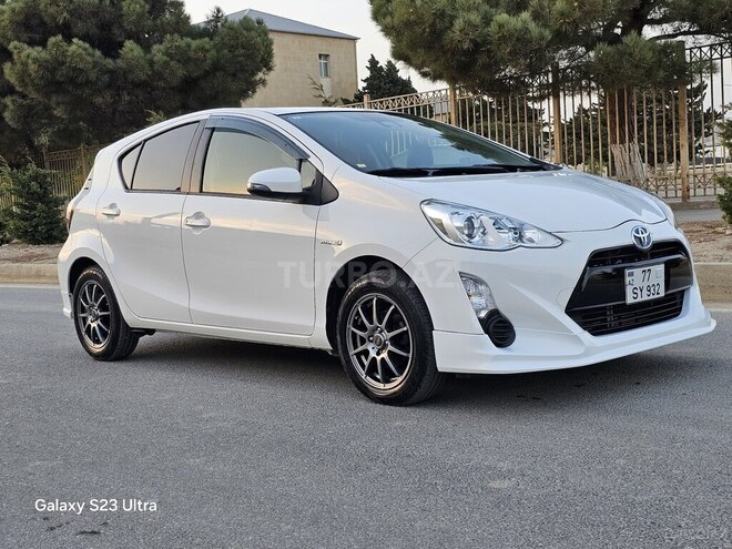 Toyota Aqua 2016, 75,400 km - 1.5 л - Bakı