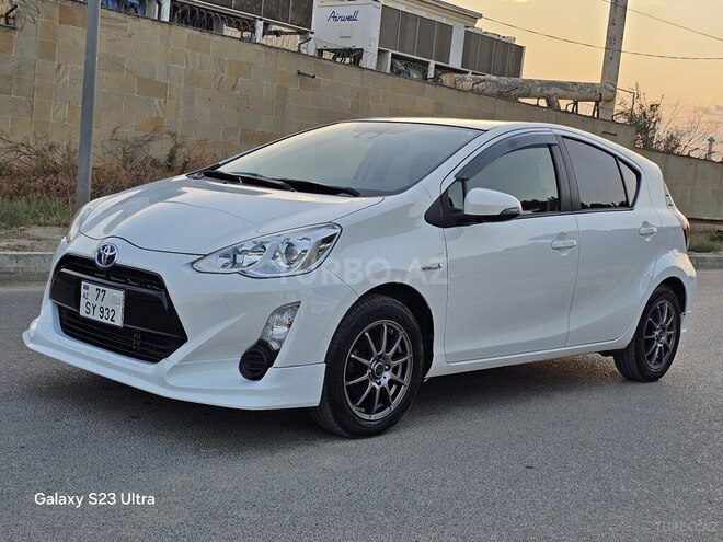 Toyota Aqua 2016, 75,400 km - 1.5 л - Bakı