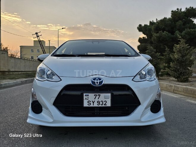 Toyota Aqua 2016, 75,400 km - 1.5 л - Bakı